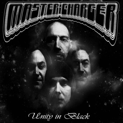 Master Charger - Unity in Black